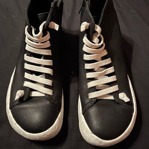 Almost new Camper Peu Stadium leather lightweight hi top sneaker recycled ♻️